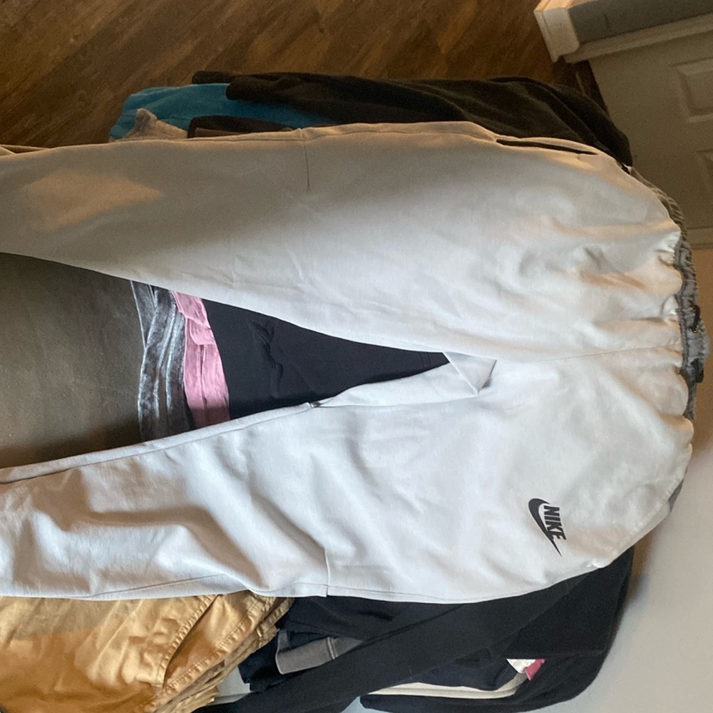 Nike Slim Fit Taper leg Joggers. Brand New with tags